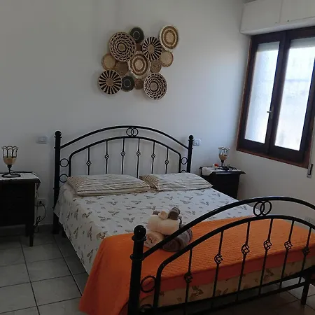 Il Rifugio Del Melograno Vakantiehuis Quartu SantʼElena
